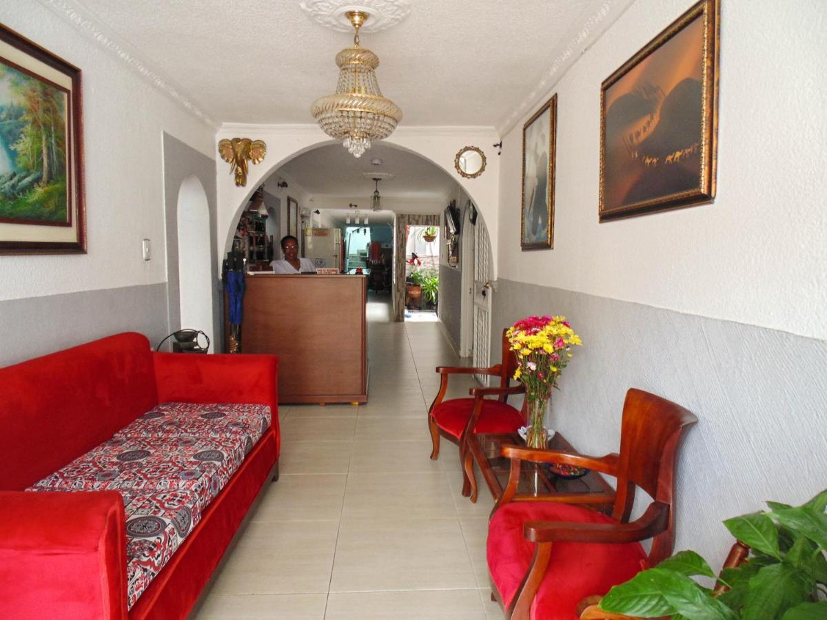 Hotel Ciudad Senora Buga Dış mekan fotoğraf